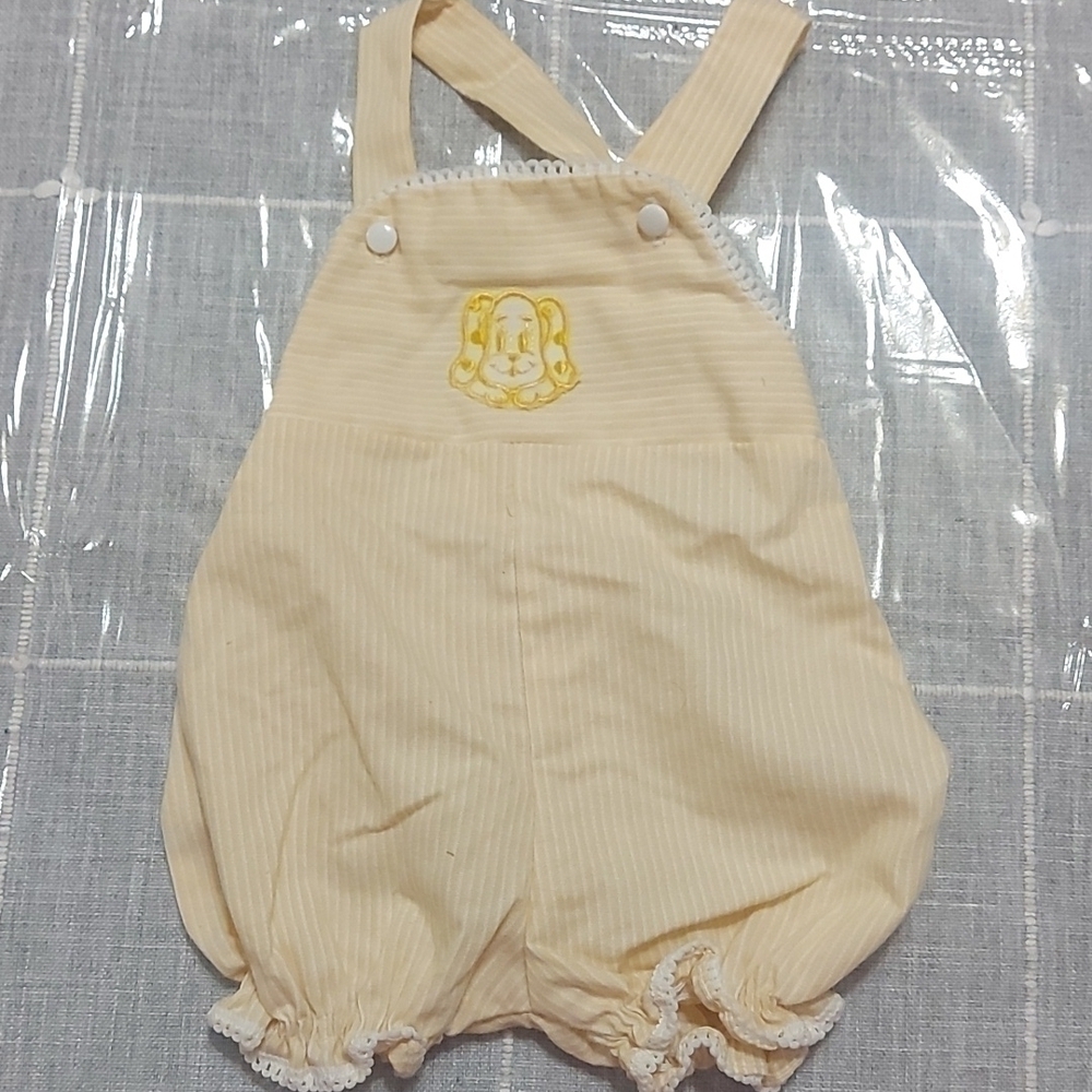 Vintage yellow short overalls